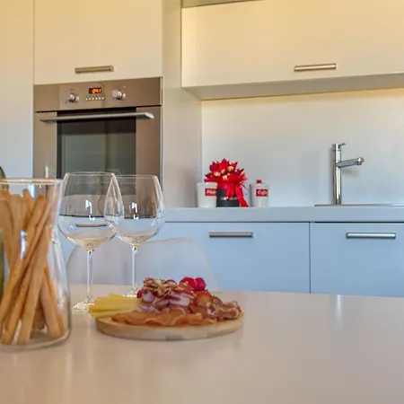 Beautiful Toni Apartment